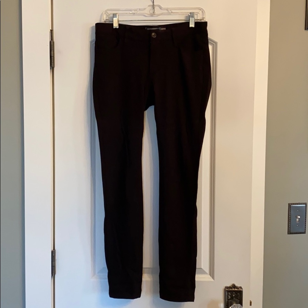 Black skinny jeans